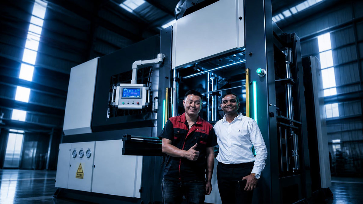 Automated green sand molding machine